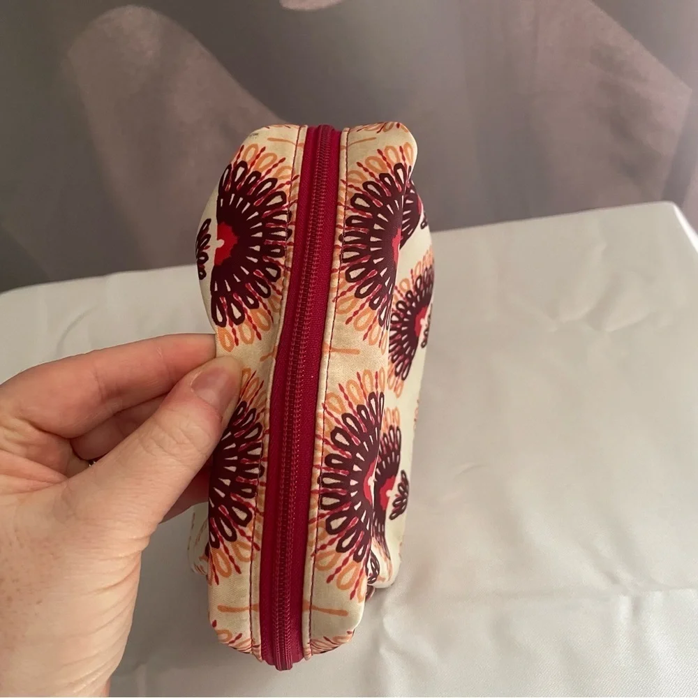 TORY BURCH SMALL FLORAL COSMETIC MAKEUP TOILETRY CASE BAG CREAM PLUM MAGENTA